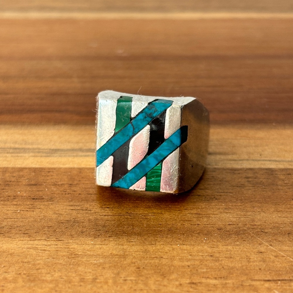 Vintage Men’s sterling silver ring with turquoise malachite inlay